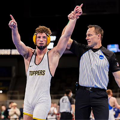 Ty McGeary wins third straight wrestling title 